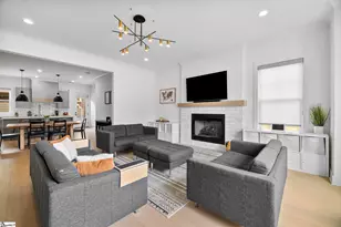 17 Azalea Spg Ct, Greenville, SC 29615 - Photo 3