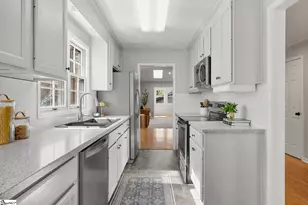 410 Swansgate Pl, Greenville, SC 29605 - Photo 7