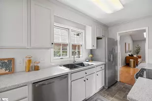 410 Swansgate Pl, Greenville, SC 29605 - Photo 9