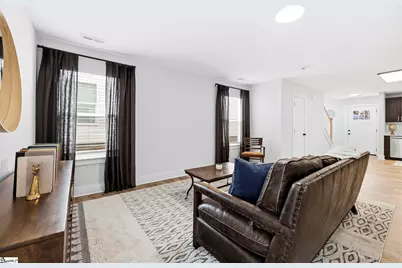 8 Robin Hood Road, Taylors, SC 29687 - Photo 11