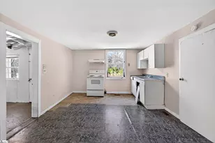 131 Holy St, Spartanburg, SC 29307 - Photo 11