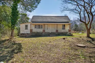 131 Holy St, Spartanburg, SC 29307 - Photo 1