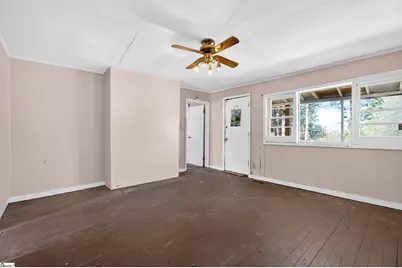 131 Holy Street, Spartanburg, SC 29307 - Photo 5