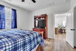 525 W Peachtree St, Woodruff, SC 29388 - Photo 17