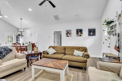 525 W Peachtree Street, Woodruff, SC 29388 - Photo 5