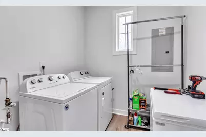 525 W Peachtree Street, Woodruff, SC 29388 - Photo 31