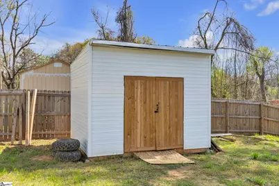 525 W Peachtree Street, Woodruff, SC 29388 - Photo 35