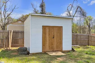 525 W Peachtree St, Woodruff, SC 29388 - Photo 35