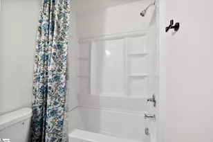 7 Robin Hood Rd, Taylors, SC 29687 - Photo 23