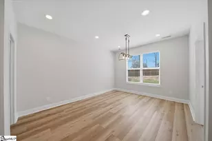 563 Clairidge Dr, Boiling Springs, SC 29316 - Photo 15