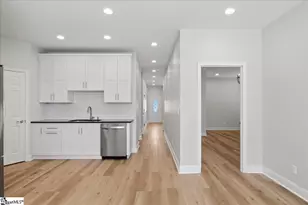 563 Clairidge Dr, Boiling Springs, SC 29316 - Photo 17