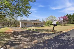 272 Rigs Dr, Boiling Springs, SC 29316 - Photo 25