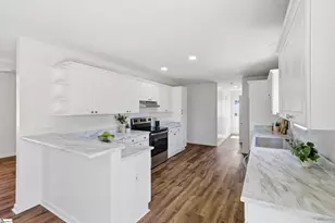 272 Rigs Dr, Boiling Springs, SC 29316 - Photo 9