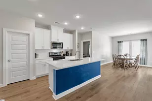 138 Layken Dr, Fountain Inn, SC 29644 - Photo 3