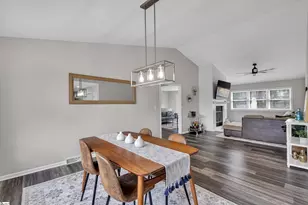 202 Kenilworth Dr, Greenville, SC 29615 - Photo 5