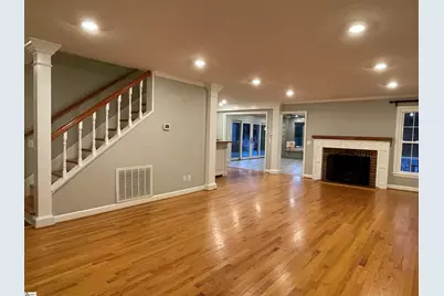 512 Hillpine Drive, Simpsonville, SC 29681 - Photo 5