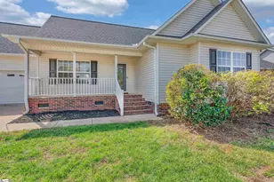 143 Summer Lady Ln, Boiling Springs, SC 29316 - Photo 3