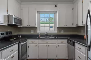 300 N Green St, Williamston, SC 29697 - Photo 3