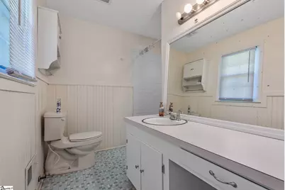 300 N Green Street, Williamston, SC 29697 - Photo 13