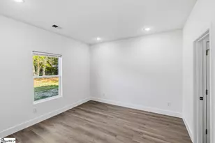 4048 Parris Bridge Rd, Boiling Springs, SC 29316 - Photo 19