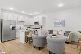 4050 Parris Bridge Rd, Boiling Springs, SC 29316 - Photo 9