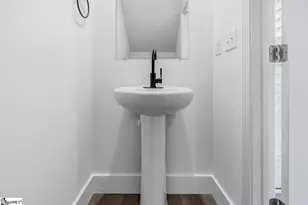 4050 Parris Bridge Rd, Boiling Springs, SC 29316 - Photo 11