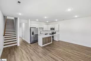 4050 Parris Bridge Rd, Boiling Springs, SC 29316 - Photo 7