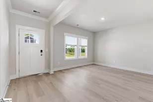 520 Hadlow St, Greer, SC 29651 - Photo 5