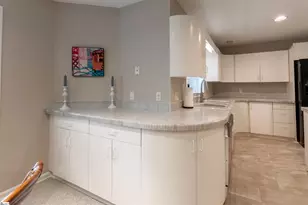 28 Farringdon Dr, Greenville, SC 29615 - Photo 11