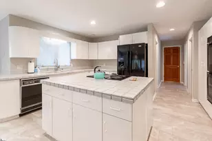 28 Farringdon Dr, Greenville, SC 29615 - Photo 9