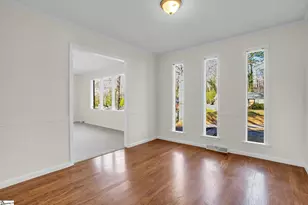 109 Wood Heights Ave, Taylors, SC 29687 - Photo 7