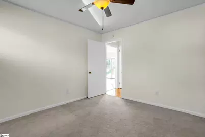 109 Wood Heights Avenue, Taylors, SC 29687 - Photo 23