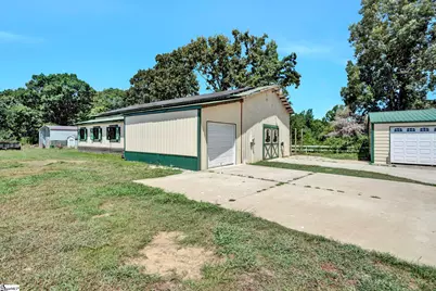 313 Henderson Road, Gray Court, SC 29645 - Photo 3