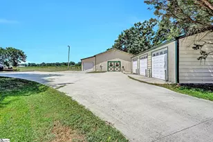 313 Henderson Rd, Gray Court, SC 29645 - Photo 29