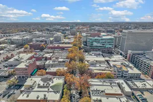 233 N Main St, Greenville, SC 29601 - Photo 17