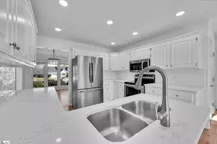 19 Parkcrest Ct, Simpsonville, SC 29681 - Photo 17
