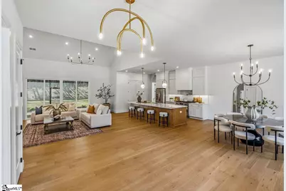 329 Thompson Road, Taylors, SC 29687 - Photo 3