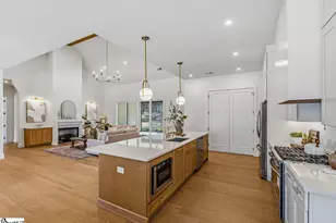 329 Thompson Rd, Taylors, SC 29687 - Photo 13