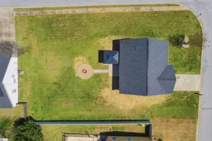 621 Drew St, Greenville, SC 29617 - Photo 31