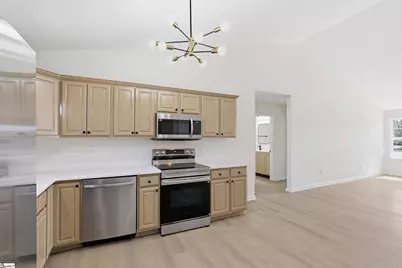 621 Drew Street, Greenville, SC 29617 - Photo 9