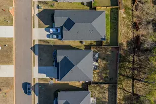 297 Lavinia Cir, Duncan, SC 29334 - Photo 3