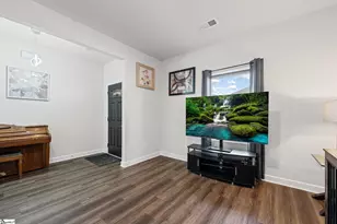 297 Lavinia Cir, Duncan, SC 29334 - Photo 9