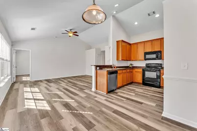 11 Medfield Court, Greenville, SC 29605 - Photo 7