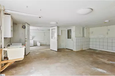 250 Thompson Road, Taylors, SC 29687 - Photo 25