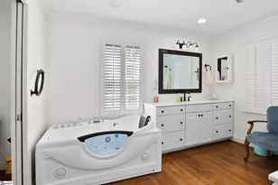 250 Thompson Rd, Taylors, SC 29687 - Photo 19