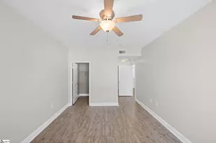 10 E Washington St, Greenville, SC 29601 - Photo 17