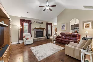 112 Providence Point Ln, Wellford, SC 29385 - Photo 11