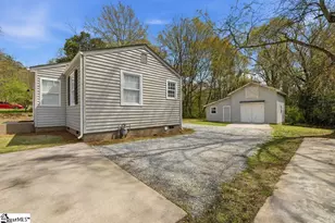 1906 Dobbins Ave, Anderson, SC 29625 - Photo 5