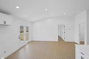 131 Old Settle Rd, Inman, SC 29349 - Photo 9