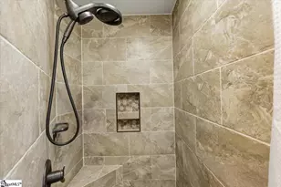 90 Southwood Dr, Greenville, SC 29605 - Photo 21